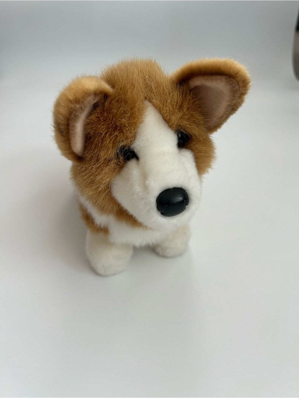 Douglas Cuddle Louie Corgi Plush
Toy
Dog 11"
1713
Cute
Realistic
Soft
Standing
